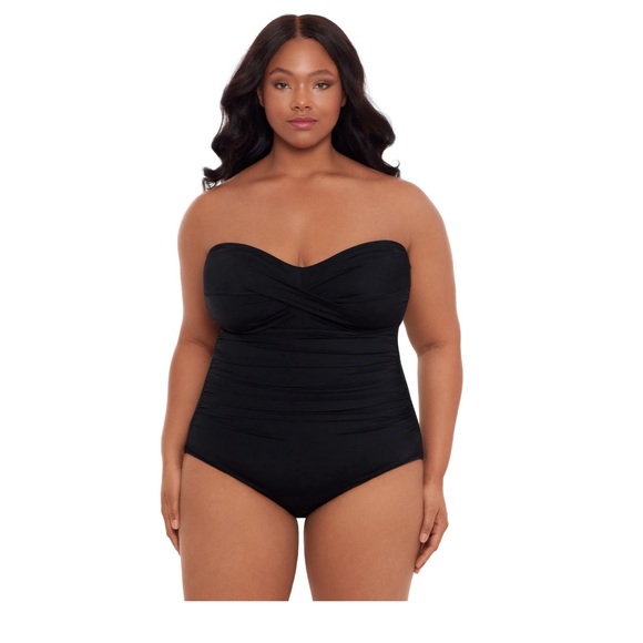 Embrace Your Curves™ by Miracle Brands® Women's Plus Swimsuit 1X BNWT - Picture 1 of 6